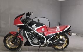 HONDA VF750F RC15