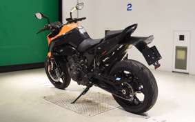 KTM 890 DUKE 2023