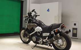 YAMAHA VMAX 2004