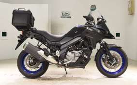 SUZUKI Vｽﾄﾛｰﾑ650XTA 2023 C733M