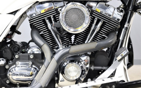 HARLEY  HARLEY FLTRX 2010 KH4