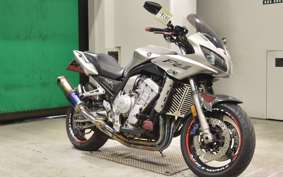 YAMAHA FZS1000 FAZER 2004