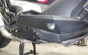 HONDA X-ADV 750 2017 RC95