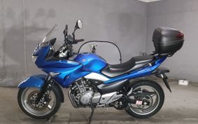 SUZUKI GSR250S GJ55D