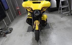 HARLEY FLHXSE 1800CVO 2015
