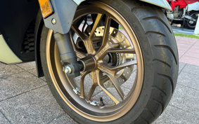 HONDA FORZA 250 MF17