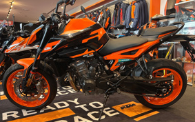 KTM 890 DUKE GP 2024 TU940