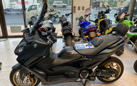 YAMAHA T-MAX 560 A TECHMAX 2022 SJ19J