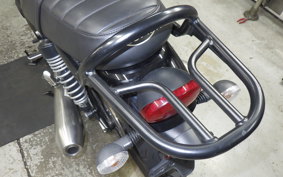 TRIUMPH STREET TWIN 2021