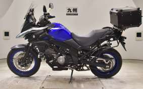 SUZUKI Vｽﾄﾛｰﾑ650XTA 2018 C733M