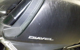 DUCATI DIAVEL 2013