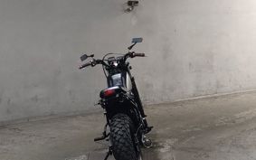 YAMAHA TW225 DG09J