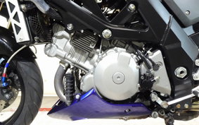 SUZUKI SV1000S 2005 VT54A