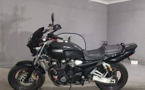 YAMAHA XJR1200 R 1996 4KG