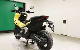 HONDA X-ADV 750 2025 RH21