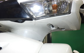 YAMAHA CYGNUS 125 XSR 3 2006 SEA5J