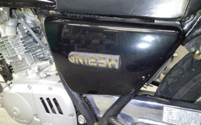 SUZUKI GN125 H