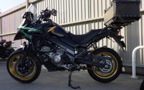 SUZUKI Vストローム650XTA 2025 C733M