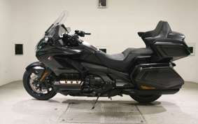 HONDA GL 1800 GOLD WING TOUR DCT 2026 SC79