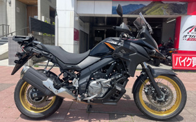 SUZUKI DL650 ( V-Strom 650 ) 2024 C733M