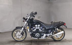 YAMAHA VMAX 2WEE