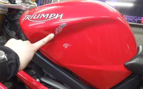 TRIUMPH DAYTONA 675 2006