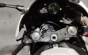 YAMAHA YZF-R1 2004 RN09