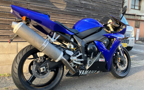 YAMAHA YZF-R1 2003 RN09
