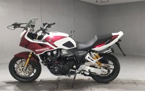 HONDA CB1300 SUPER  BOL D`OR SP 2025 SC54