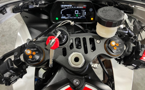 YAMAHA YZF-R1 2022 RN65J