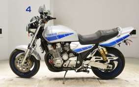 YAMAHA XJR1300 1998 RP01J