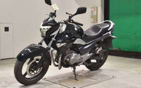 SUZUKI GSR250 2024