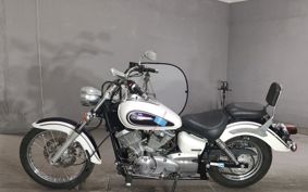 YAMAHA DRAGSTAR 250 VG02J