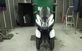 YAMAHA TRICITY 125 SE82J