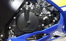 SUZUKI GSX-R125 DL33B