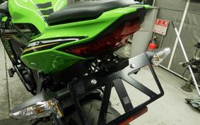 KAWASAKI ZX-25R ZX250E
