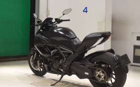 DUCATI DIAVEL 2013