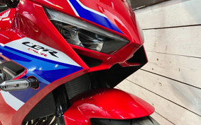 HONDA CBR650R E-Clutch 2026 RH17