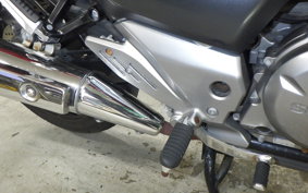 SUZUKI GSR250