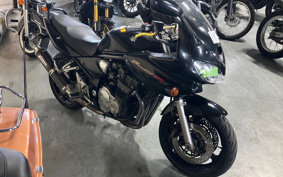 SUZUKI BANDIT1200S 2006 GV77A