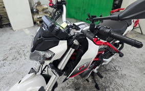 BENELLI TNT125