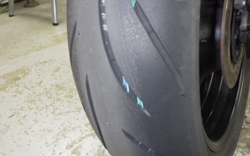YAMAHA YZF-R6 2019