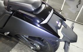 HONDA NM4 VULTUS -01 2018 RC82