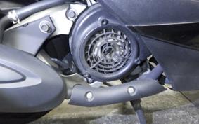 YAMAHA CYGNUS 125 XSR 2 2002 SE44J