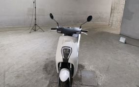 HONDA EM1 e: EF16
