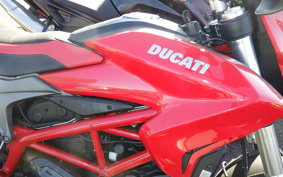 DUCATI HYPERMOTARD 820 2013