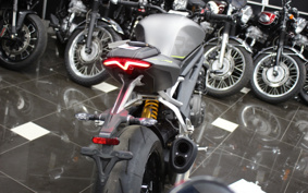 TRIUMPH SPEED TRIPLE RS 2021 S3P01S