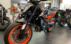 KTM 890 DUKE GP 2026 TU940