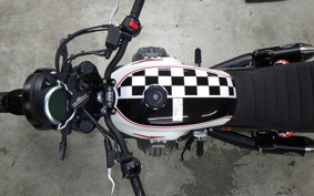 MOTO GUZZI V7ストーン TEN 2025