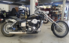 HONDA SHADOW 400 SLASHER 2000 NC40